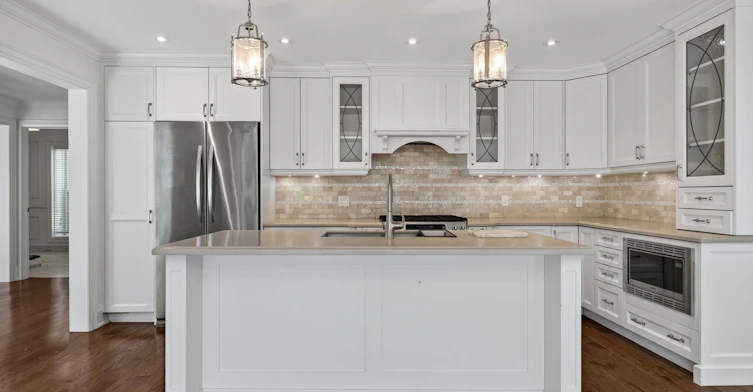 56 Edgehill Road, Toronto, ON, M9A 4N5 - 10