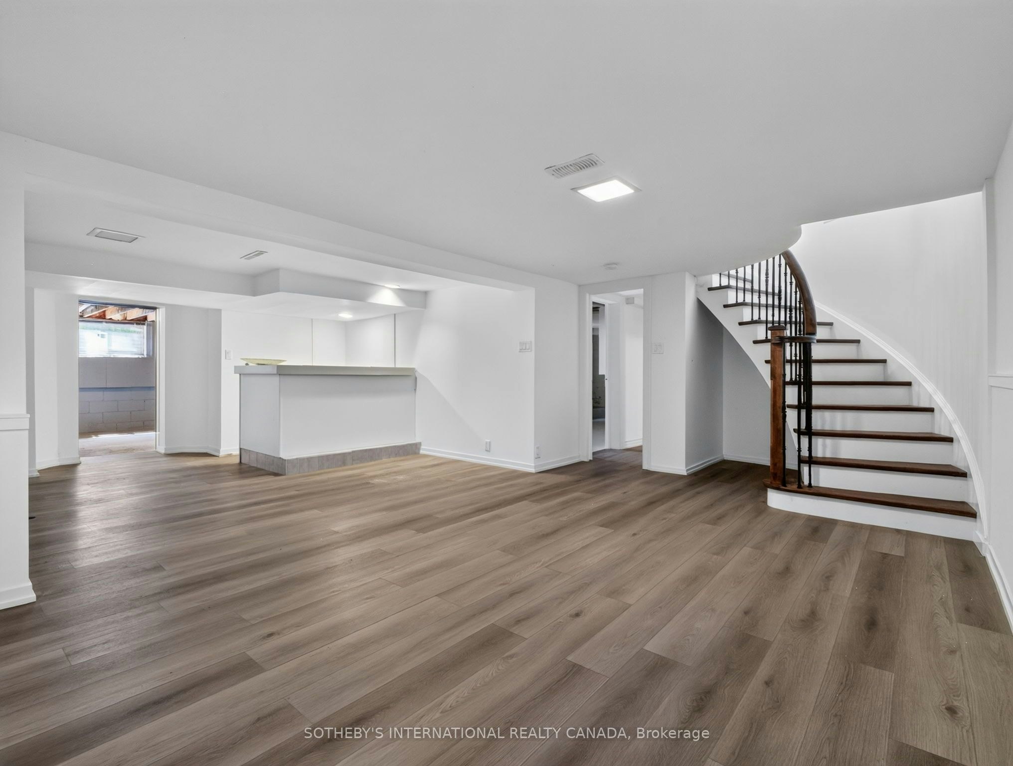 56 Edgehill Road, Toronto, ON, M9A 4N5 - 27