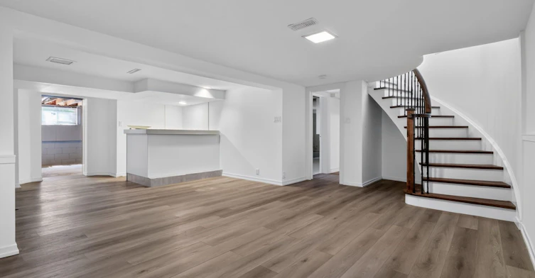 56 Edgehill Road, Toronto, ON, M9A 4N5 - 27