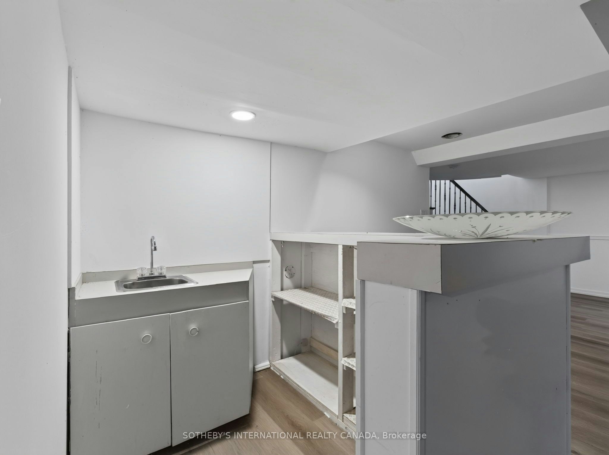 56 Edgehill Road, Toronto, ON, M9A 4N5 - 29