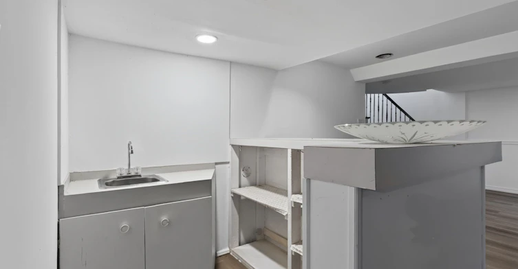 56 Edgehill Road, Toronto, ON, M9A 4N5 - 29