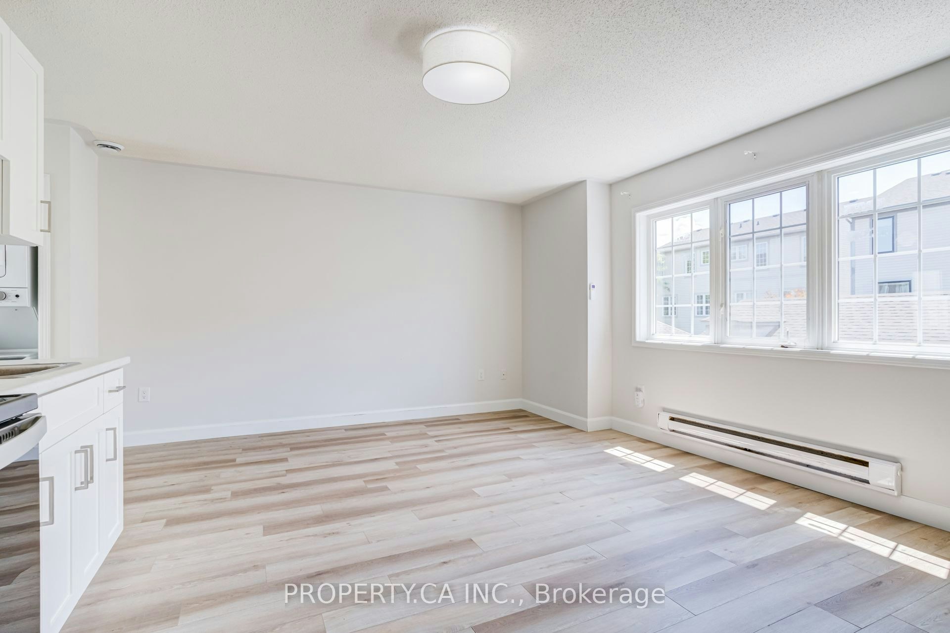 110 Littlewood Drive, Oakville, ON, L6H 6V2 - 6