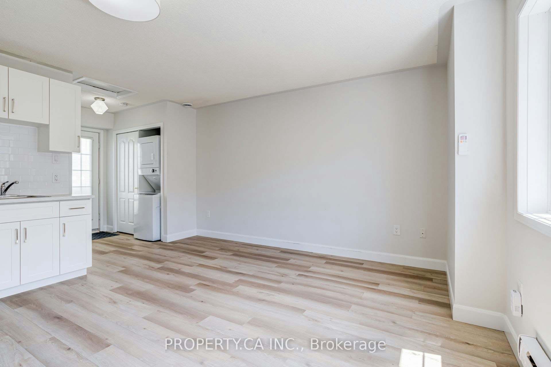 110 Littlewood Drive, Oakville, ON, L6H 6V2 - 3