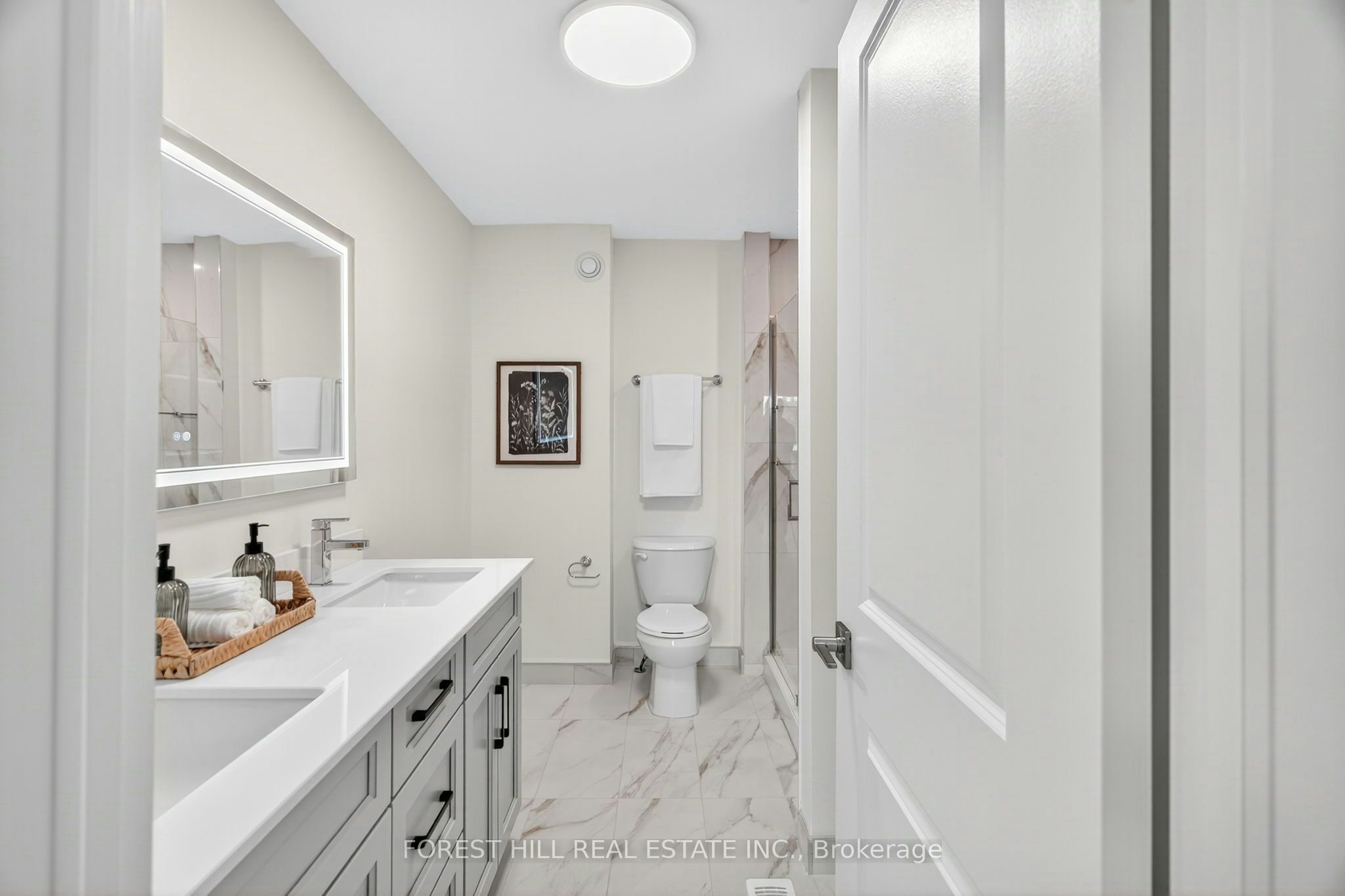 D-52 Albright Avenue, Toronto, ON, M8W 1X2 - 24