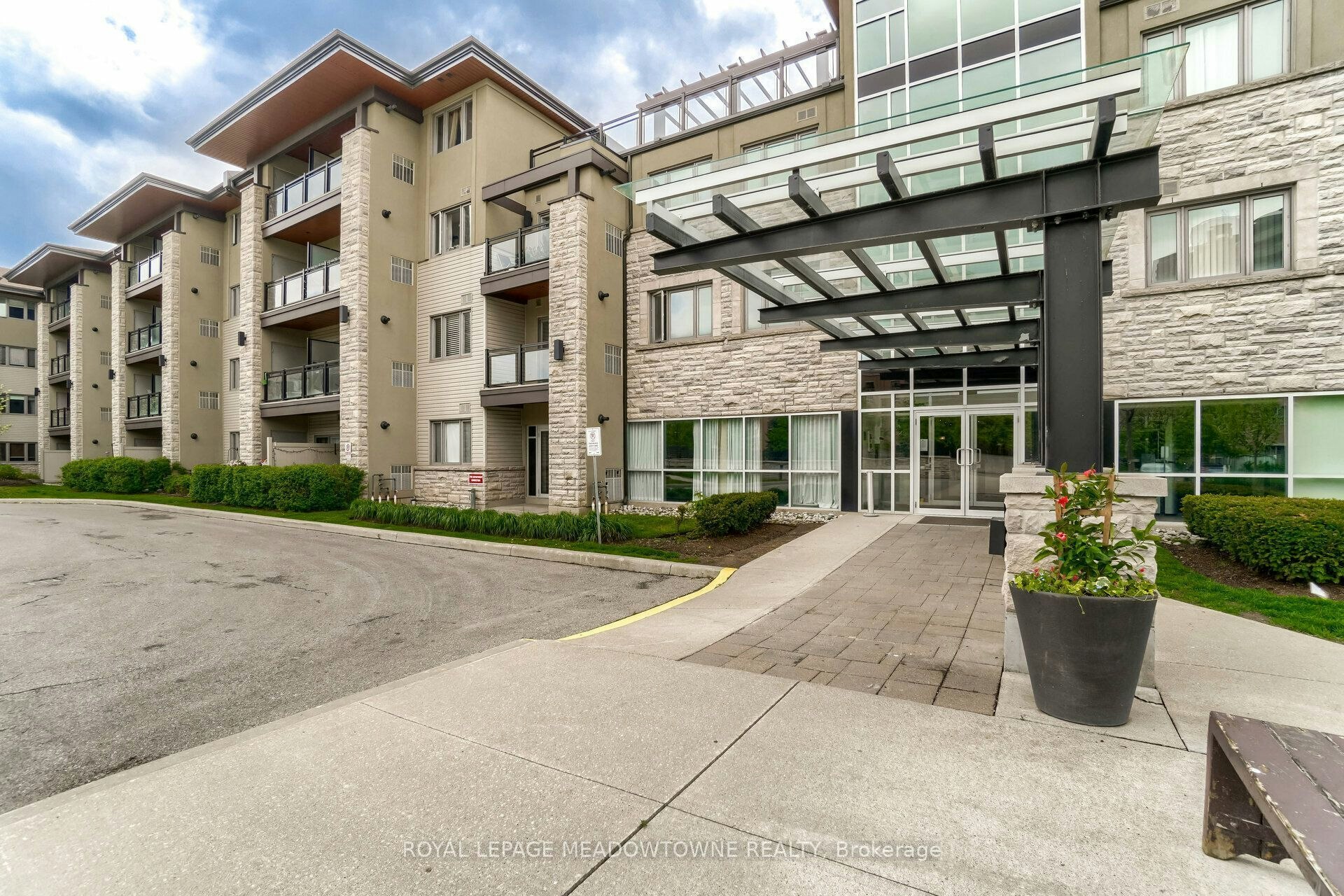 119-570 Lolita Gardens, Mississauga, ON, L5A 0A1 - 3
