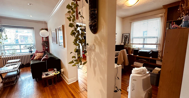 2-20 Triller Avenue, Toronto, ON, M6K 3B8 - 9