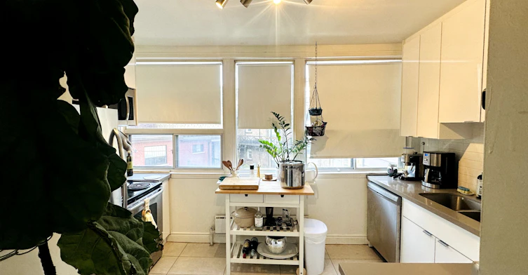 2-20 Triller Avenue, Toronto, ON, M6K 3B8 - 16