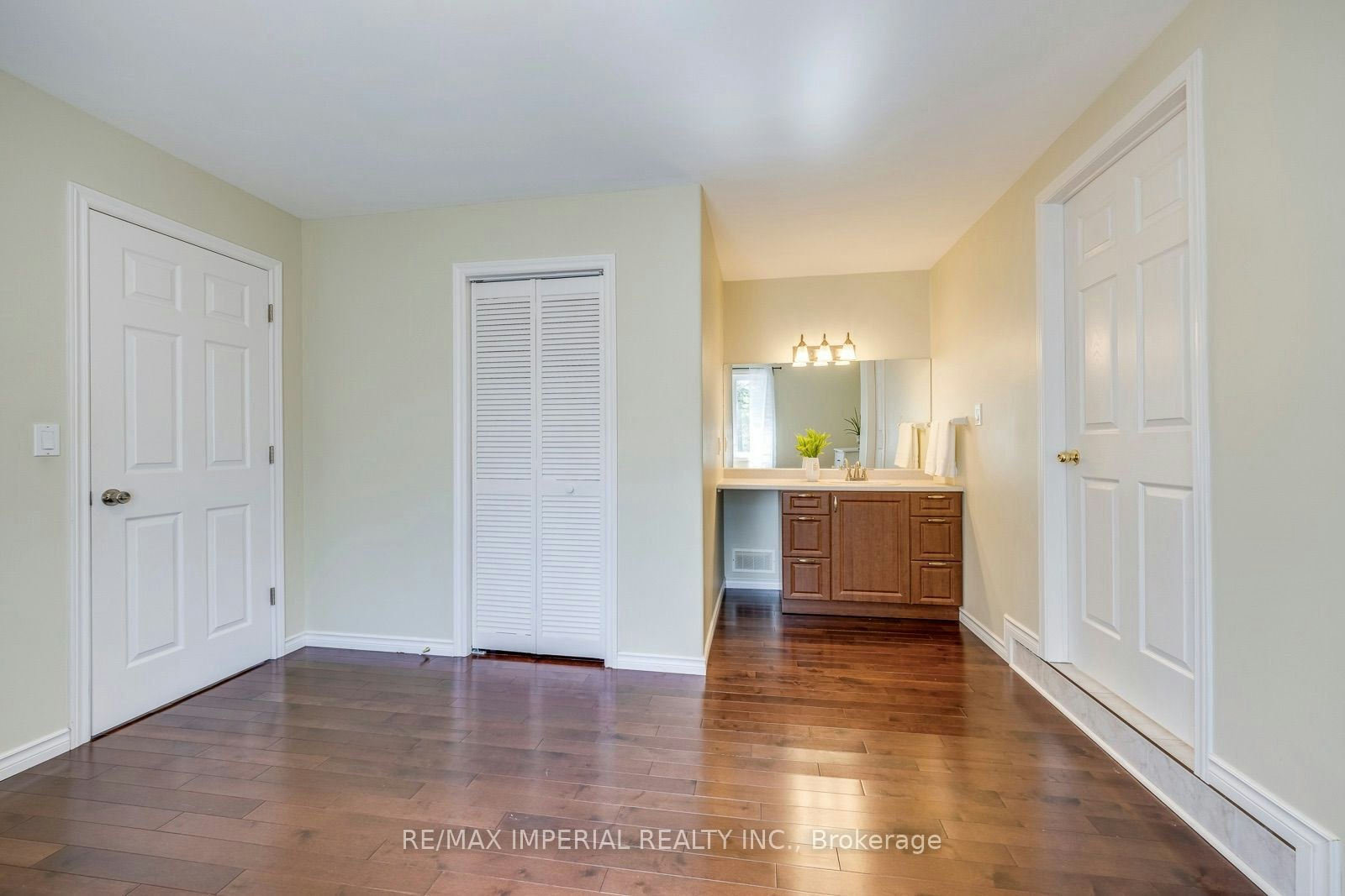 2048 Devon Road, Oakville, ON, L6J 2N2 - 30