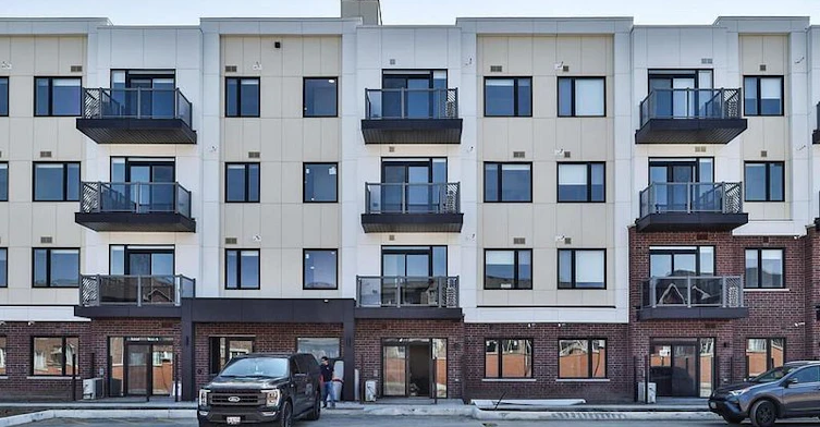 410-58 Sky Harbour Drive, Brampton, ON, L6Y 0C1 - 3