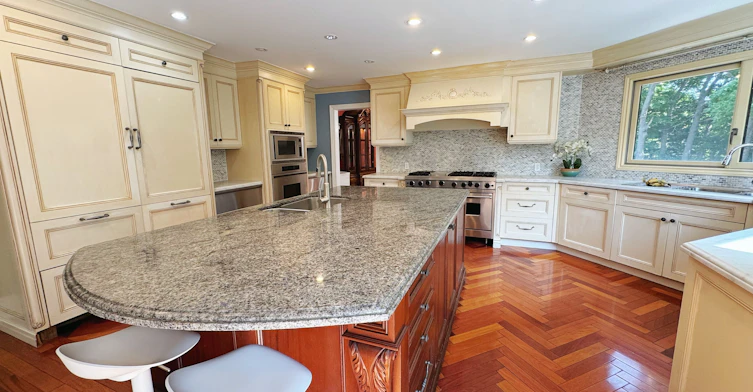B4-2415 Jarvis Street, Mississauga, ON, L5C 2P7 - 8