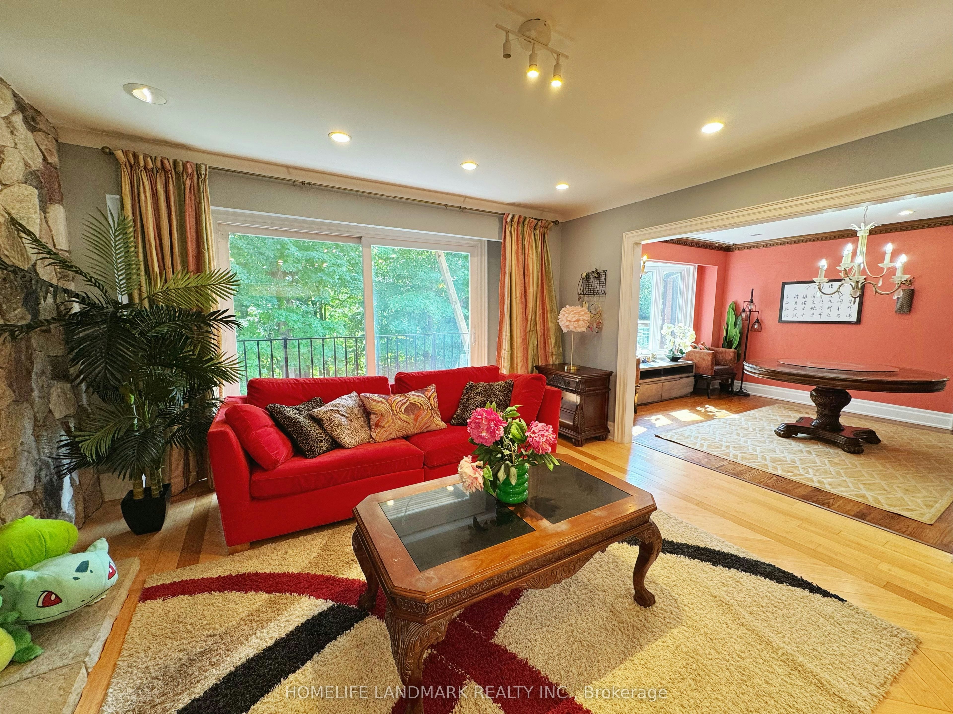 B4-2415 Jarvis Street, Mississauga, ON, L5C 2P7 - 3