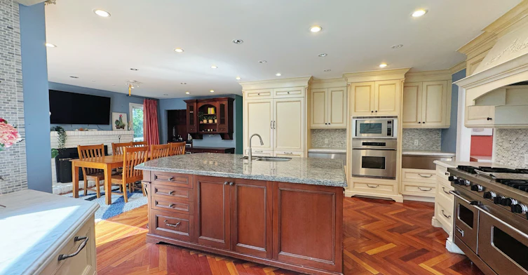 B4-2415 Jarvis Street, Mississauga, ON, L5C 2P7 - 10
