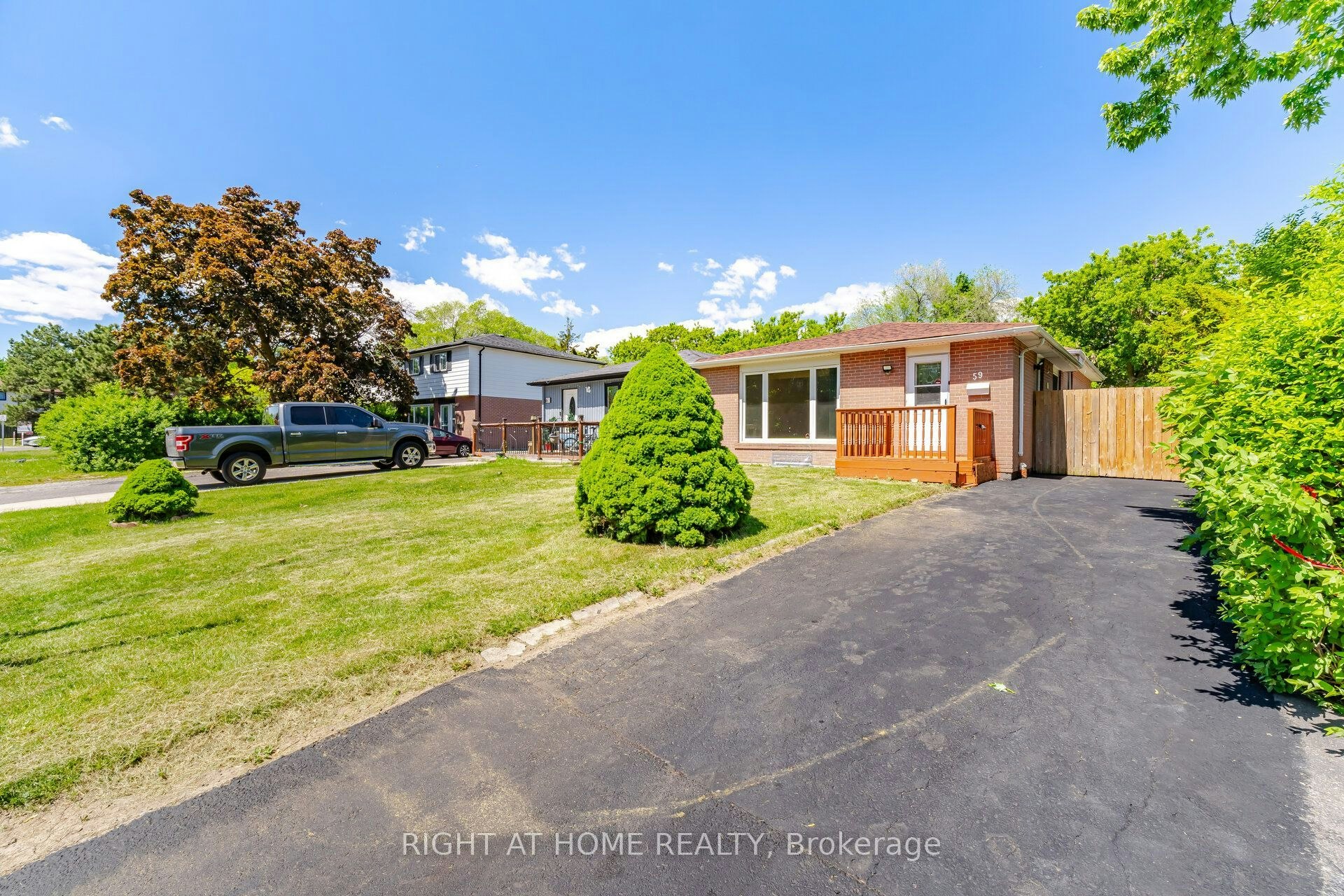 59 Edenborough Drive, Brampton, ON, L6T 3A6