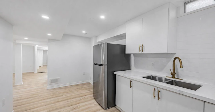 Bsmt-42 Northampton Street, Brampton, ON, L6S 3Y7 - 16