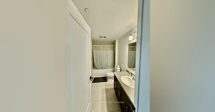 29-95 Dundas Street W, Oakville, ON, L6M 5N4 - 21