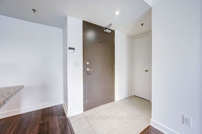 201-11 Superior Avenue, Toronto, ON, M8V 0A7 - 8
