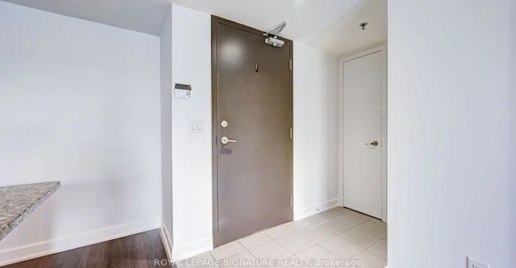 201-11 Superior Avenue, Toronto, ON, M8V 0A7 - 8