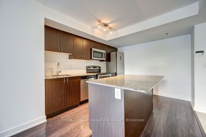201-11 Superior Avenue, Toronto, ON, M8V 0A7 - 18