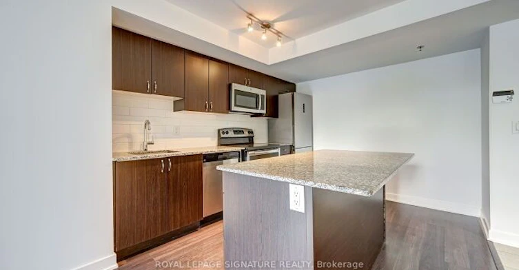 201-11 Superior Avenue, Toronto, ON, M8V 0A7 - 18