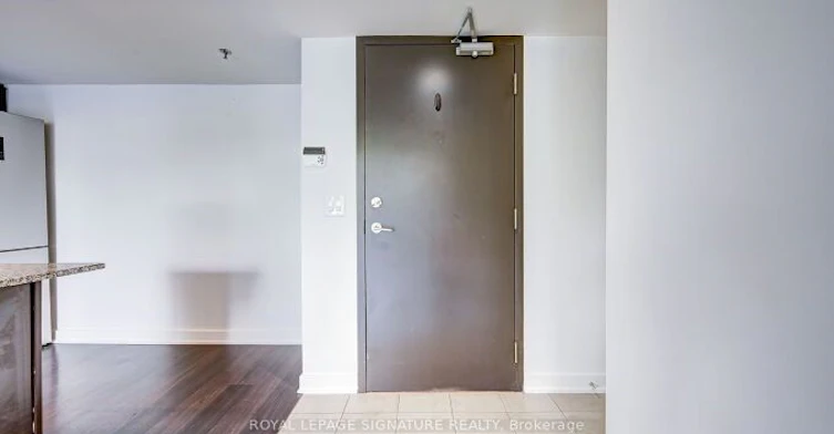201-11 Superior Avenue, Toronto, ON, M8V 0A7 - 7