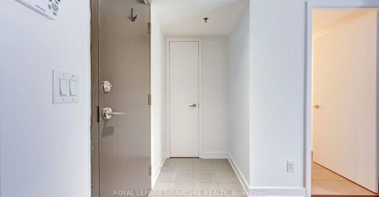 201-11 Superior Avenue, Toronto, ON, M8V 0A7 - 9
