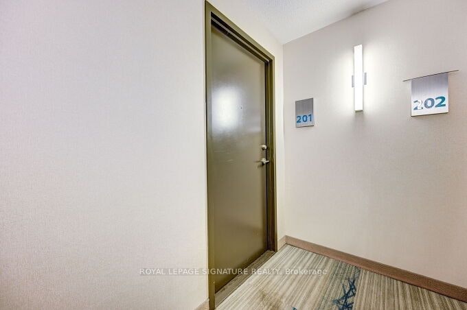 201-11 Superior Avenue, Toronto, ON, M8V 0A7 - 6