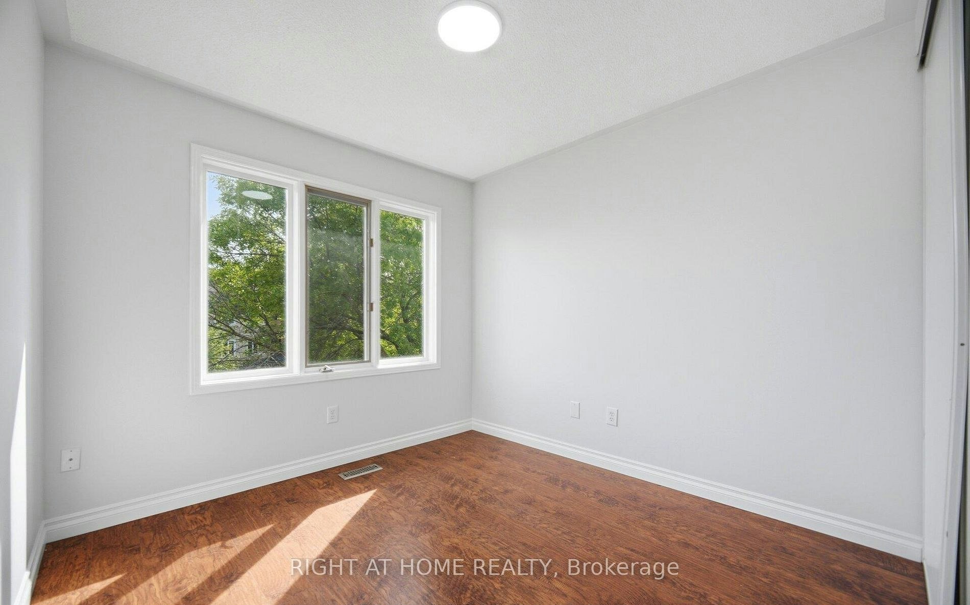 2349 Strawfield Court, Oakville, ON, L6H 6C2 - 19