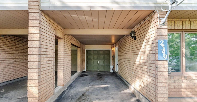 2349 Strawfield Court, Oakville, ON, L6H 6C2 - 2