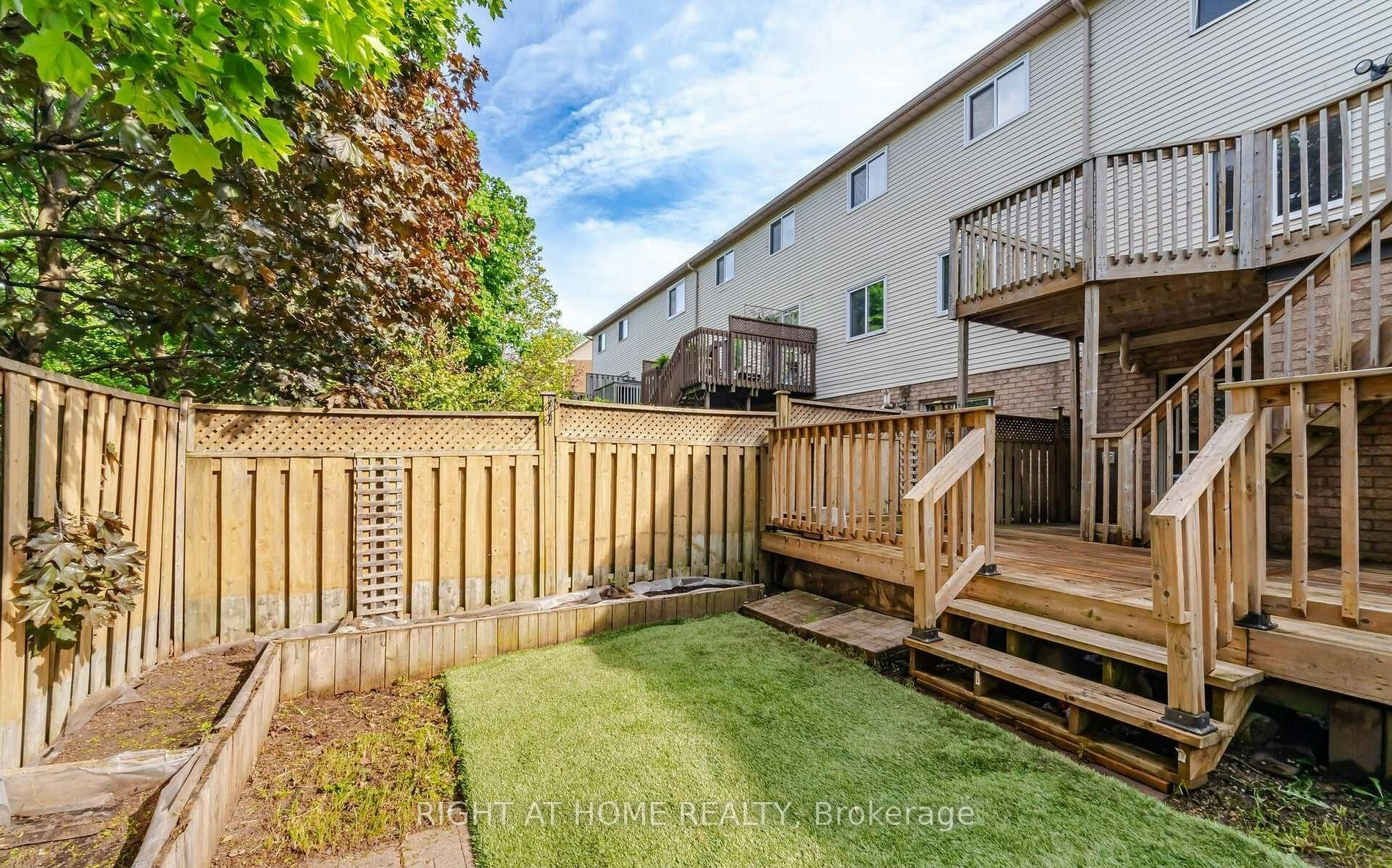 2349 Strawfield Court, Oakville, ON, L6H 6C2 - 24