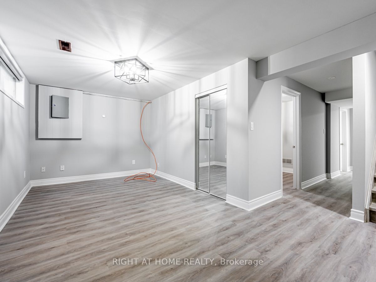 Bsmt-188 Mavety Street, Toronto, ON, M6P 2M2 - 2