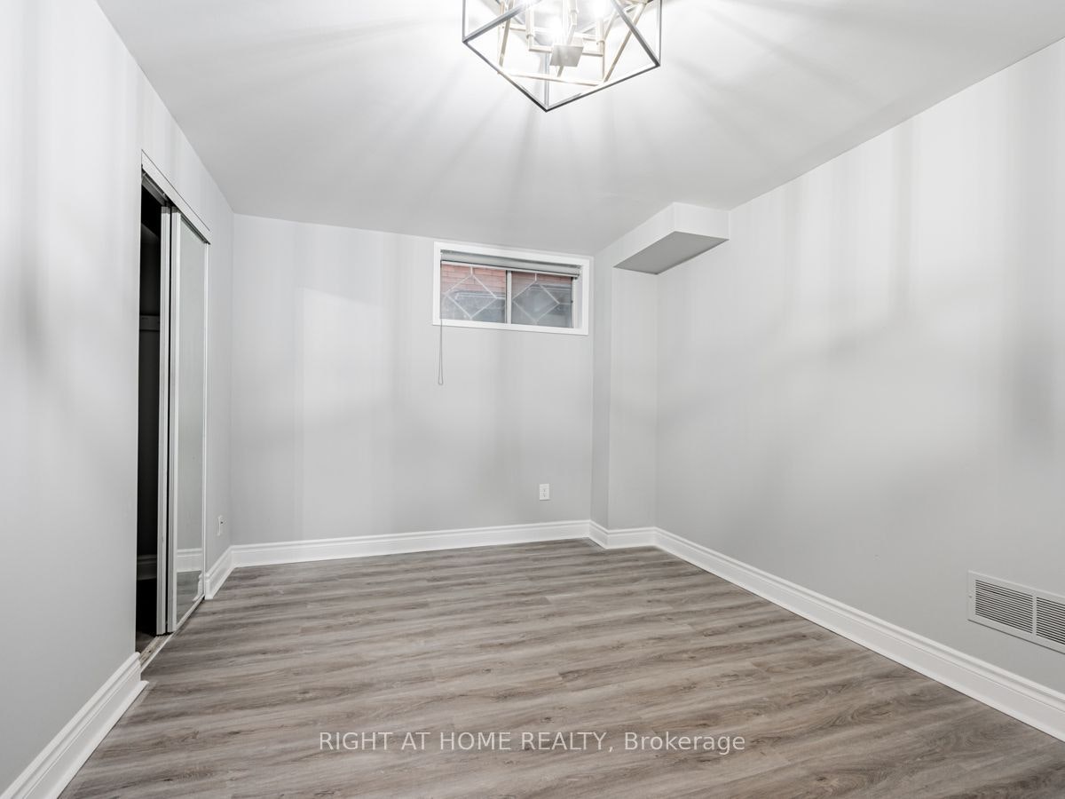 Bsmt-188 Mavety Street, Toronto, ON, M6P 2M2 - 4