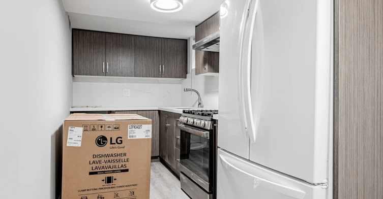 Bsmt-188 Mavety Street, Toronto, ON, M6P 2M2 - 7