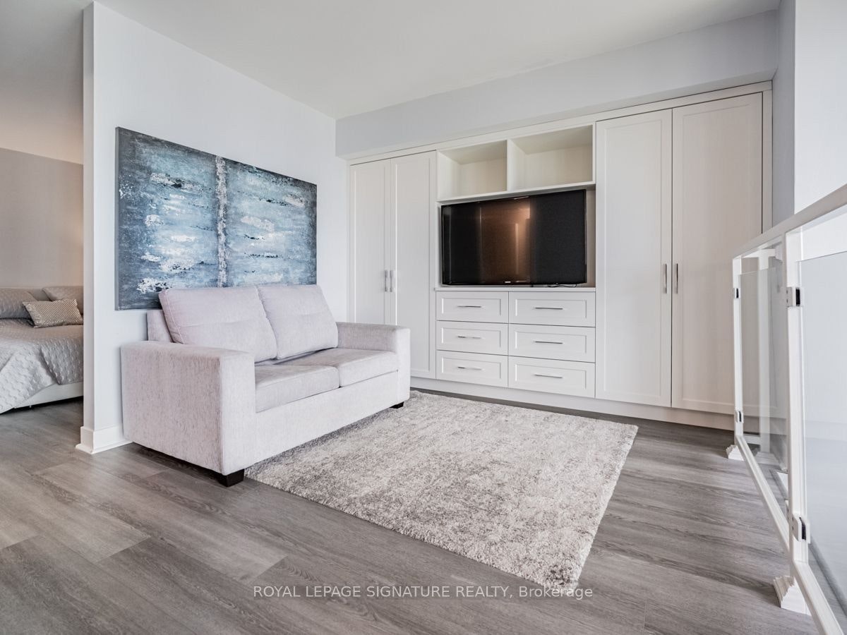 2314-155 Legion Road N, Toronto, ON, M8Y 0A7 - 19