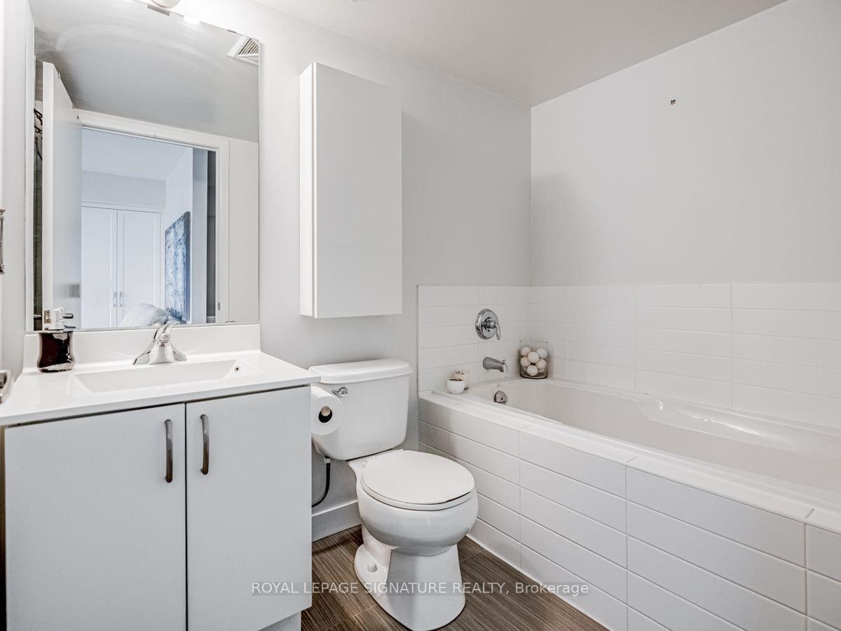 2314-155 Legion Road N, Toronto, ON, M8Y 0A7 - 21