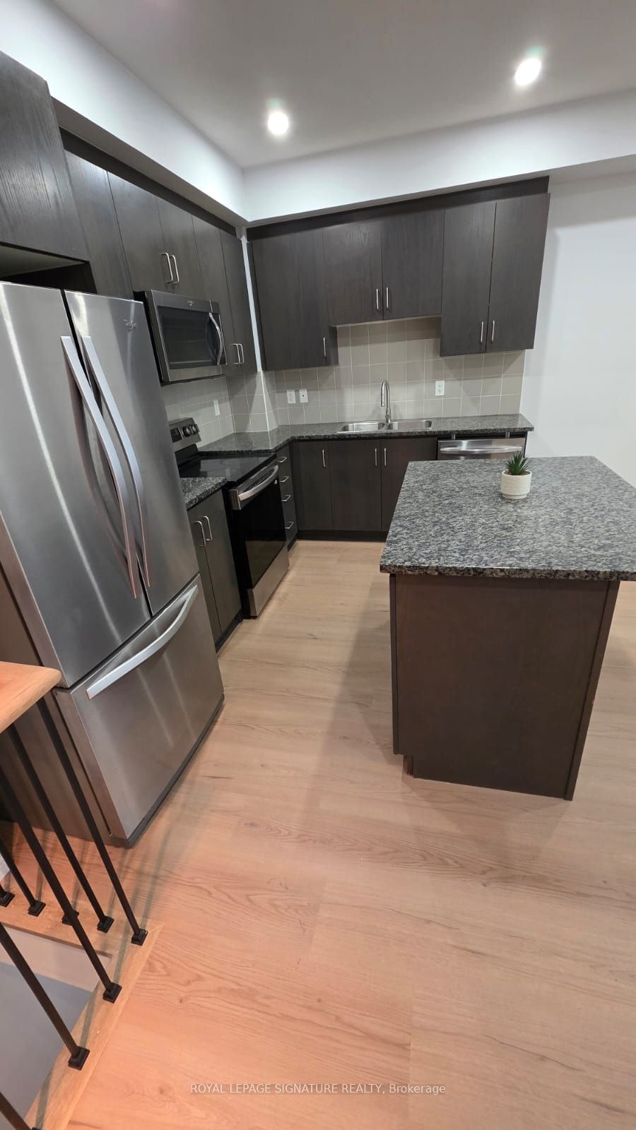 120-11 Applewood Lane, Toronto, ON, M9C 0C1 - 8