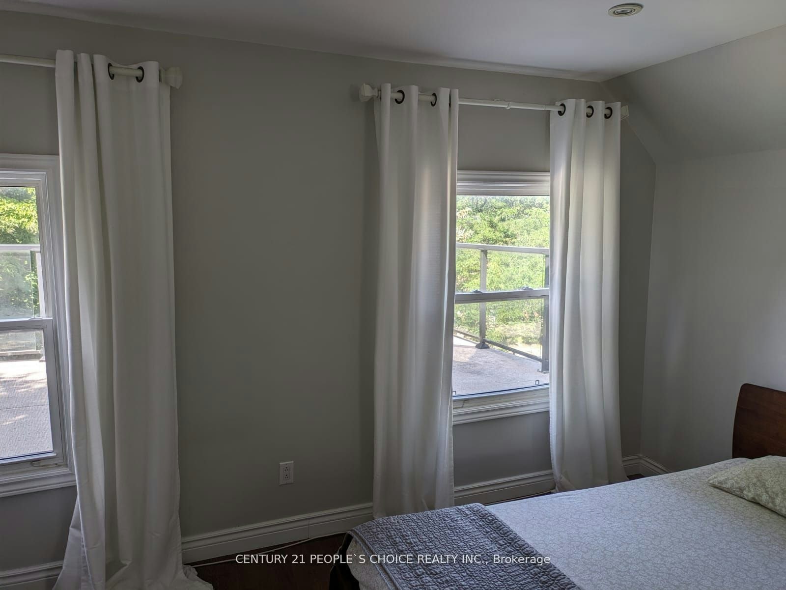 63 Stephen Drive, Toronto, ON, M8Y 3M8 - 10