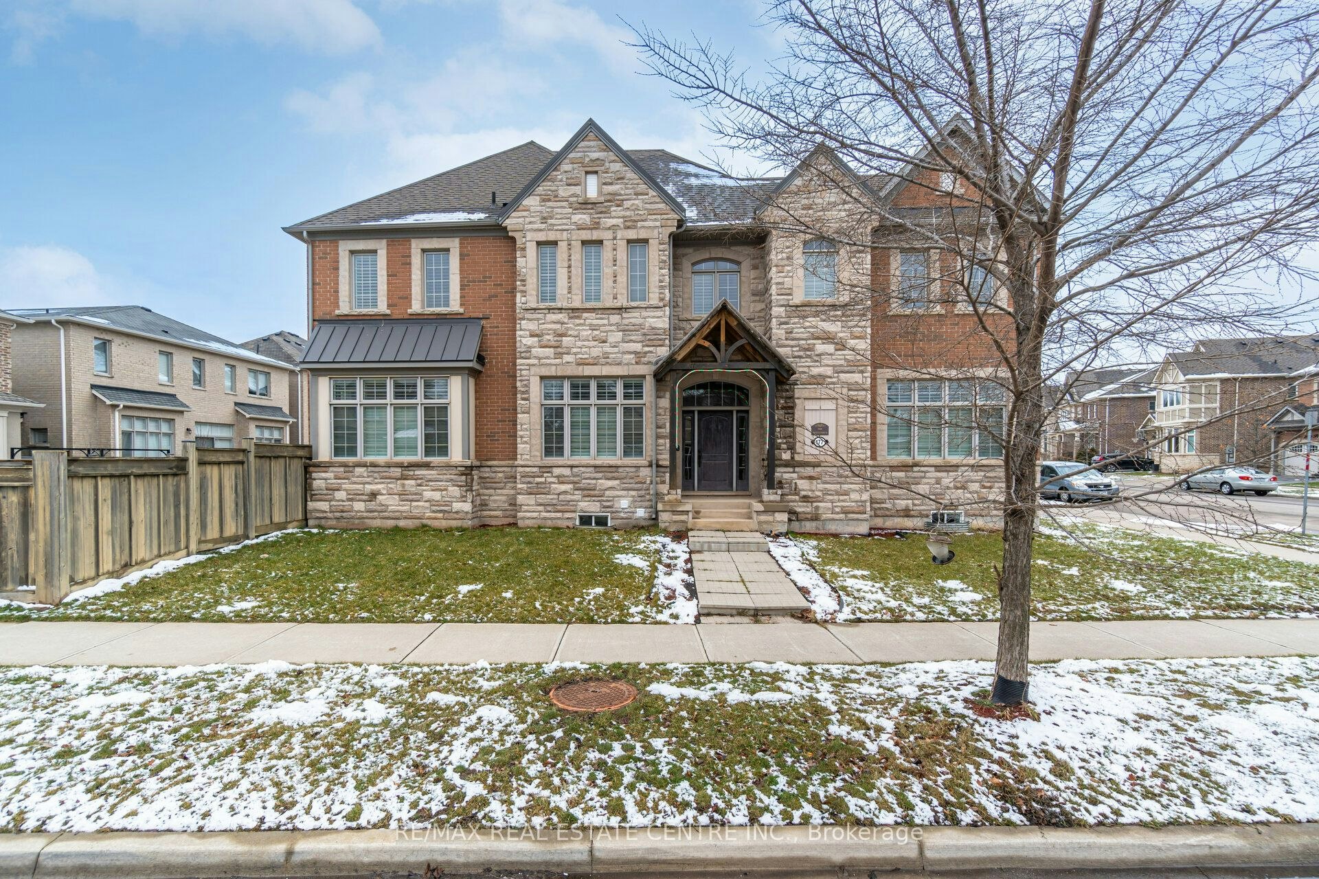 177 North Park Boulevard N, Oakville, ON, L6M 0X3 - 3