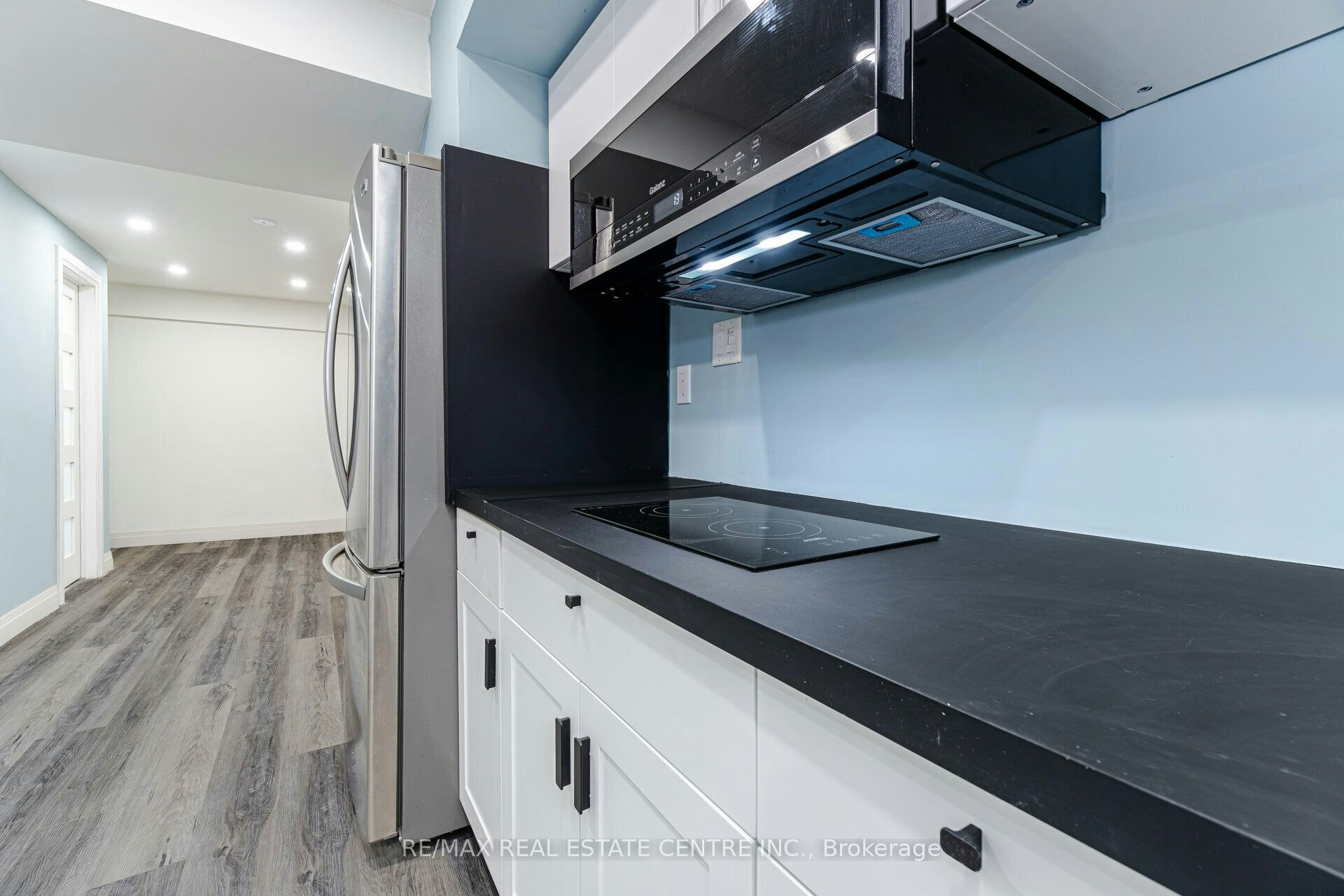 177 North Park Boulevard N, Oakville, ON, L6M 0X3 - 17