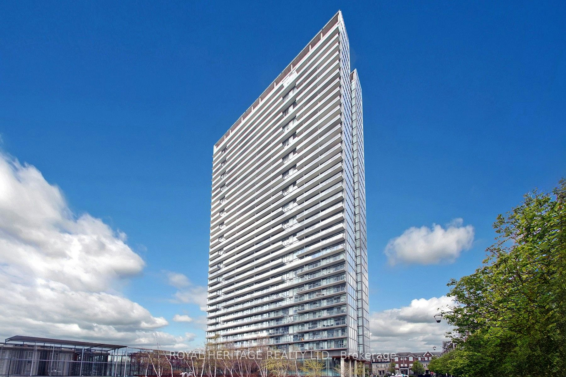 1216-105 Queensway Avenue, Toronto, ON, M6S 5B5