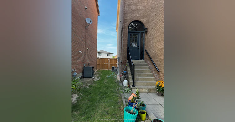 Ground floor-5309 Ferret Court, Mississauga, ON, L4Z 3M4 - 4