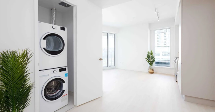 4209-3900 Confederation Parkway, Mississauga, ON, L5B 0M3 - 19