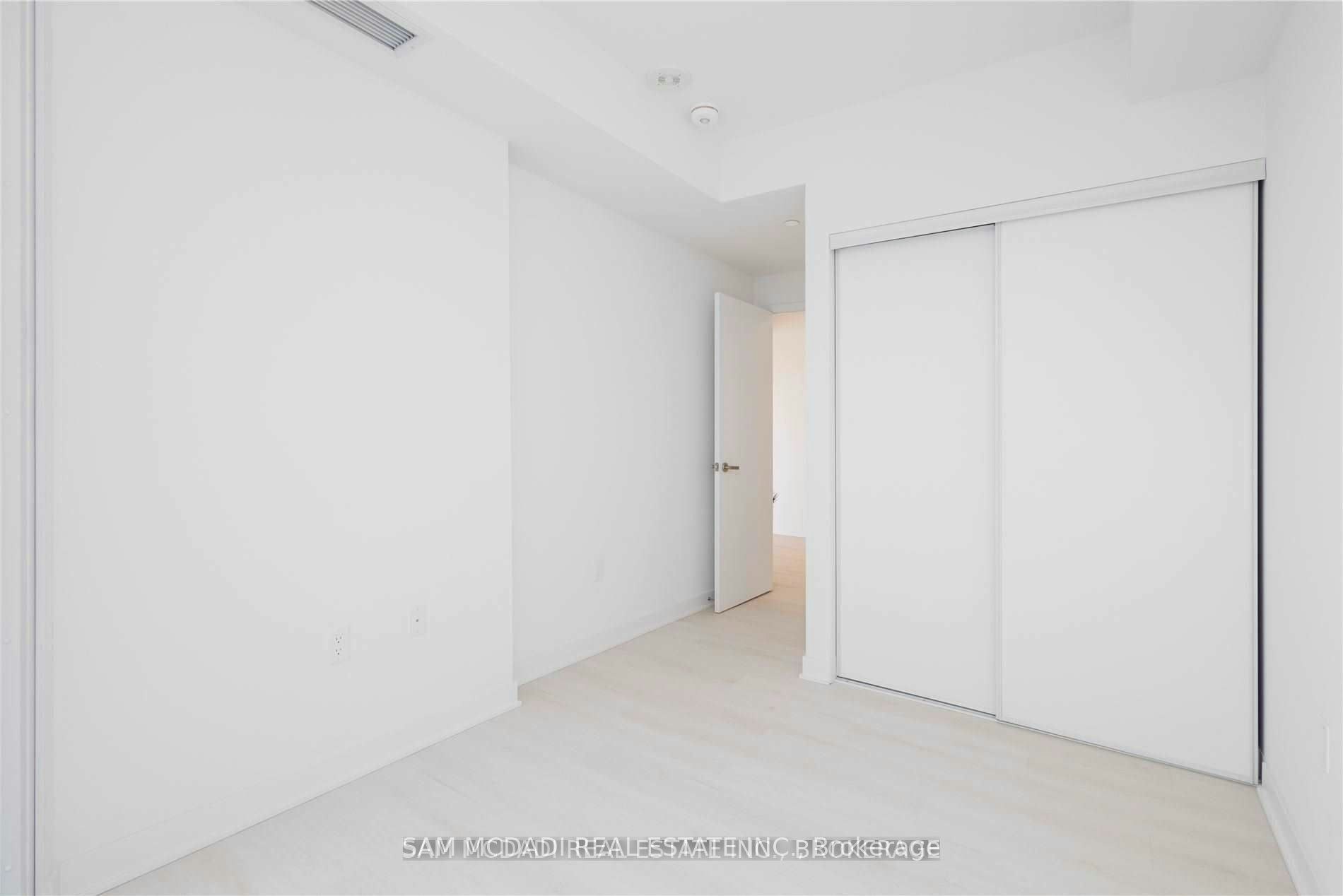 4209-3900 Confederation Parkway, Mississauga, ON, L5B 0M3 - 7