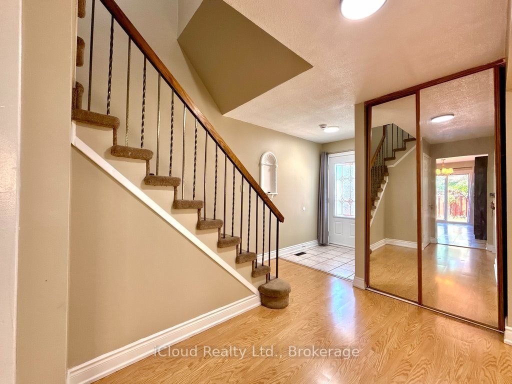 3 Dorking Drive, Brampton, ON, L6Z 3R2 - 9