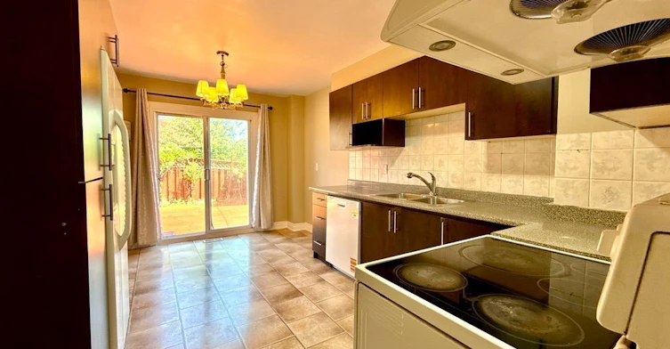 3 Dorking Drive, Brampton, ON, L6Z 3R2 - 8