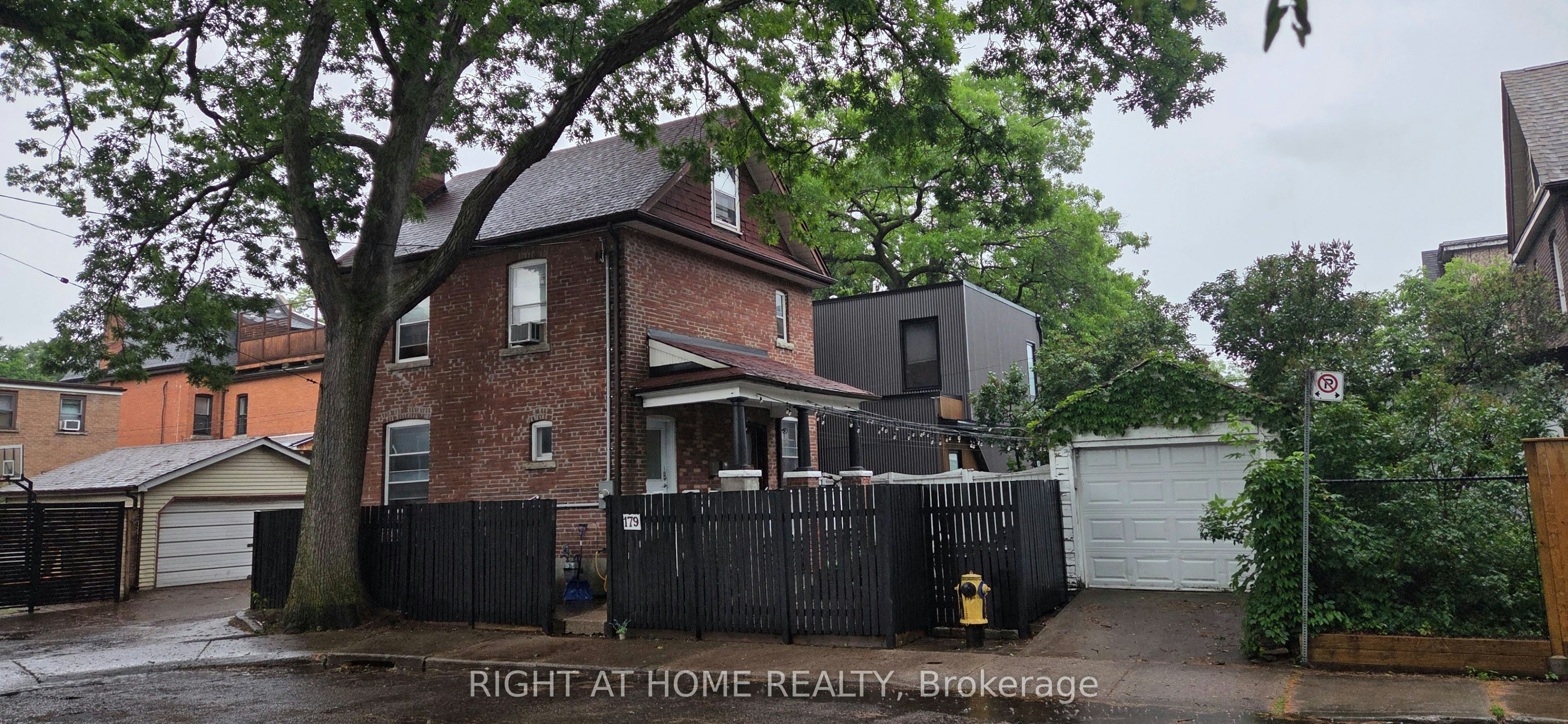179 Gilmour Avenue, Toronto, ON, M6P 3B2