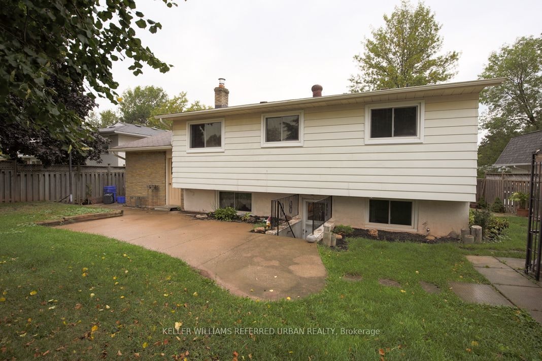 2255 Urwin Crescent, Oakville, ON, L6L 2T3 - 15