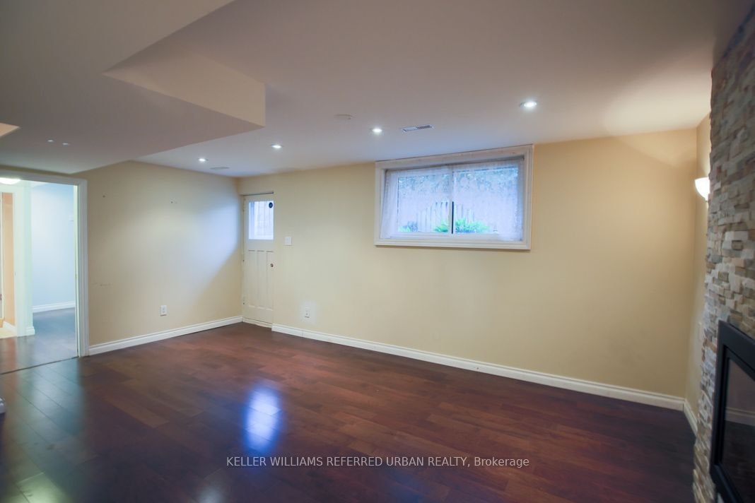 2255 Urwin Crescent, Oakville, ON, L6L 2T3 - 10