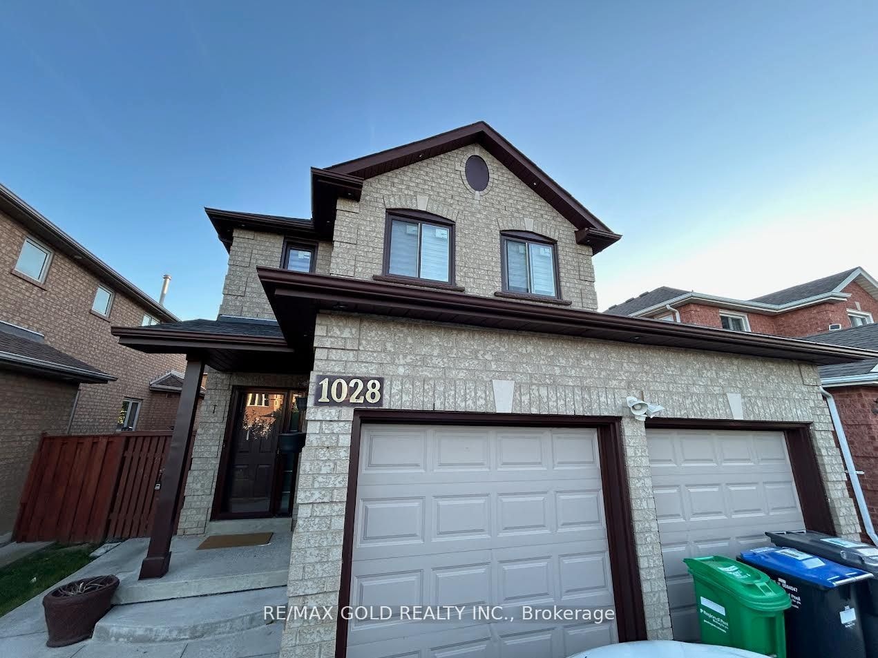 Bsmt-1028 Fernandez Drive, Mississauga, ON, L5V 1W9