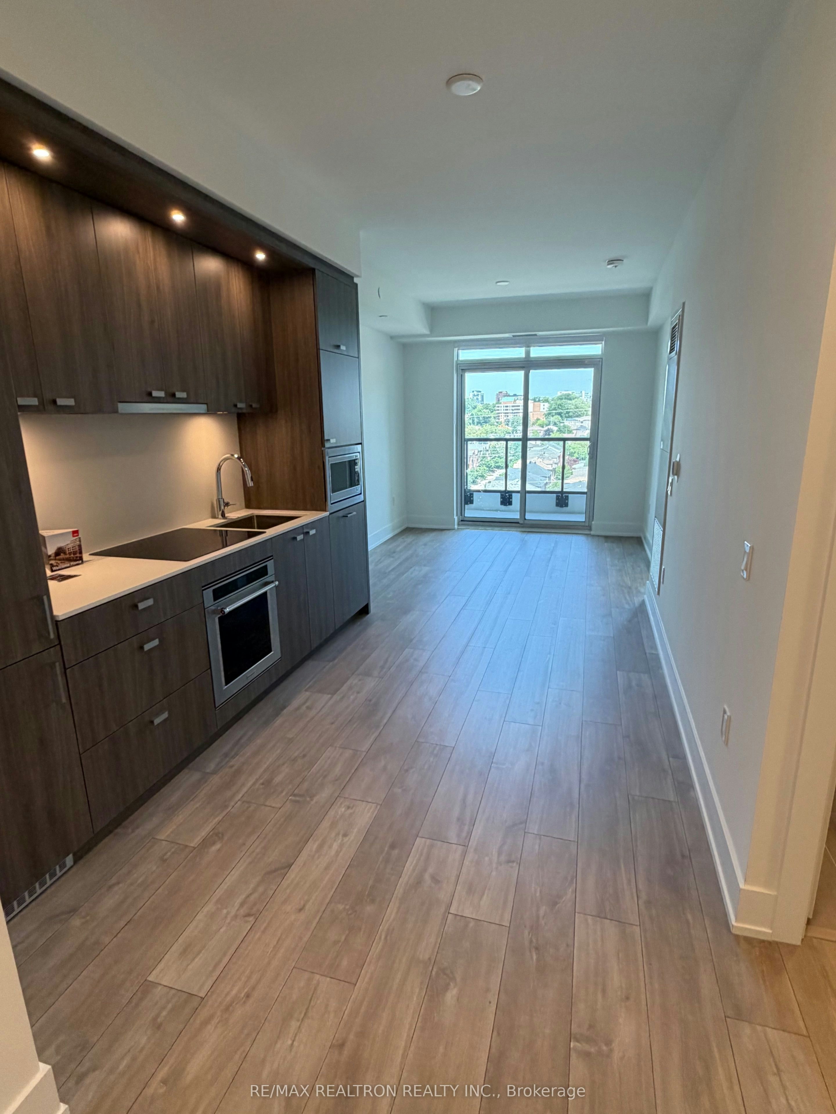 822-858 Dupont Street, Toronto, ON, M6G 0C1 - 5