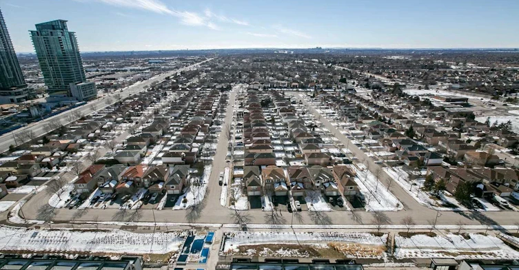 1821-4055 Parkside Village Drive, Mississauga, ON, L5B 0K0 - 22
